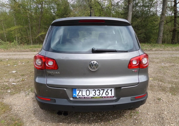 Volkswagen Tiguan cena 36900 przebieg: 120476, rok produkcji 2009 z Świdwin małe 172